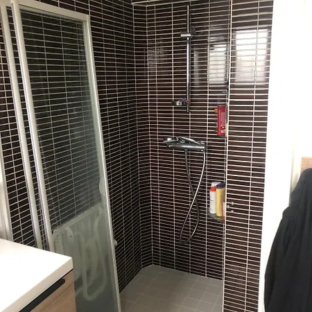 Maison Proche D'angouleme 8 Couchages Avec Piscine Villa *